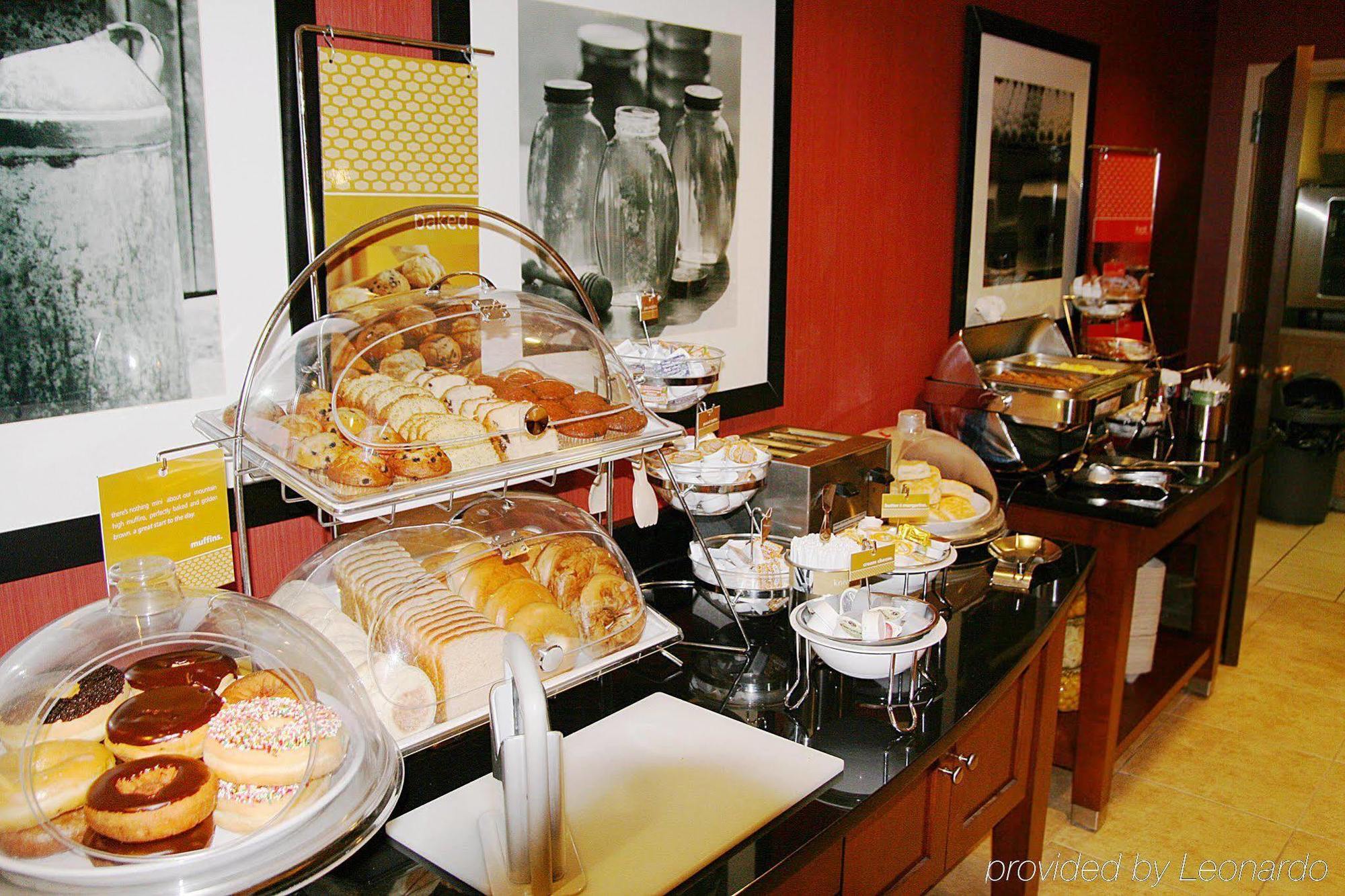 Hampton Inn Fall River/Westport North Westport Restaurant photo